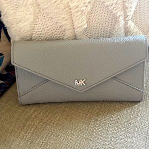 Michael Kors wallet stone gray never used